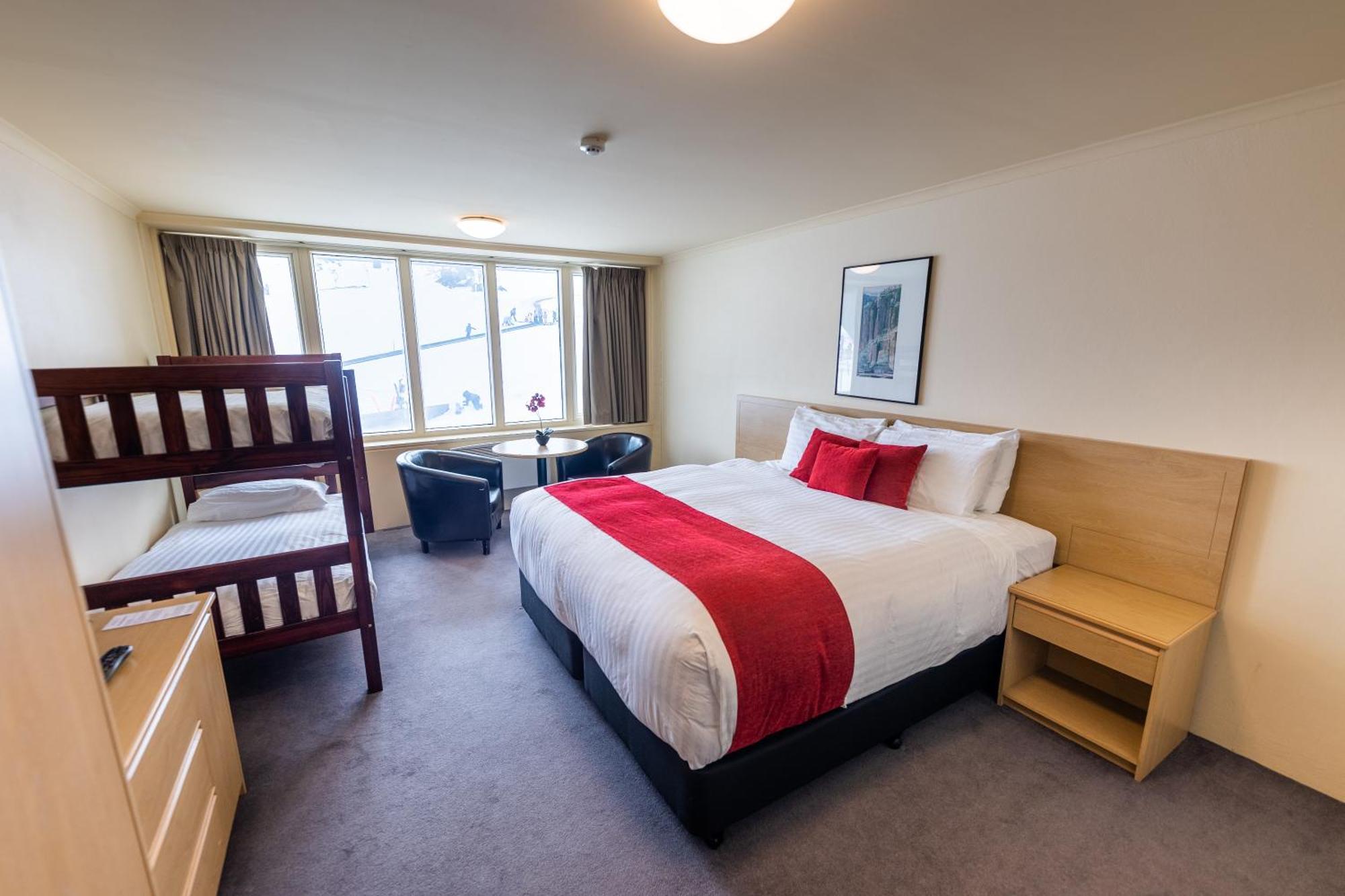 The Perisher Valley Hotel Exterior foto