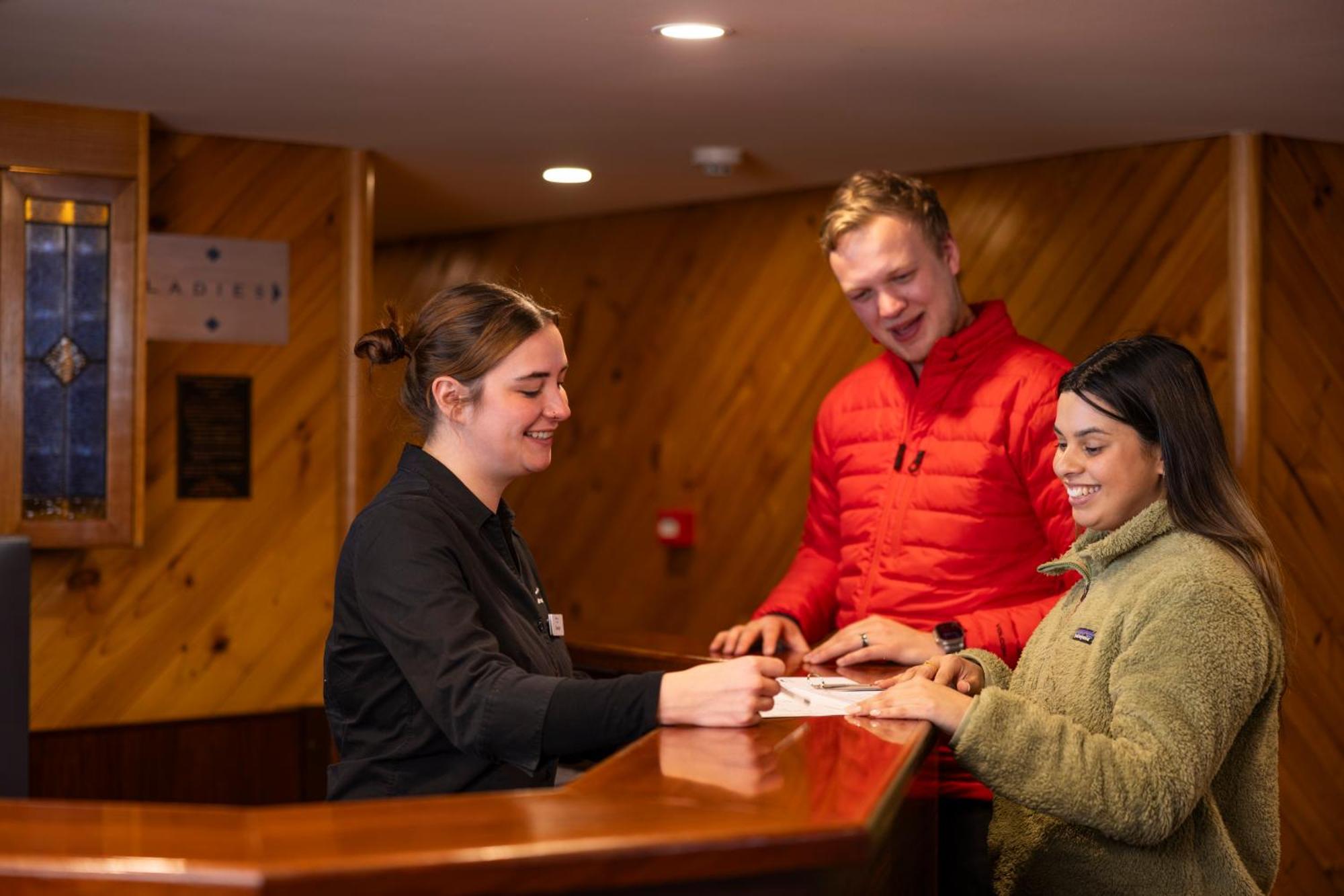 The Perisher Valley Hotel Exterior foto