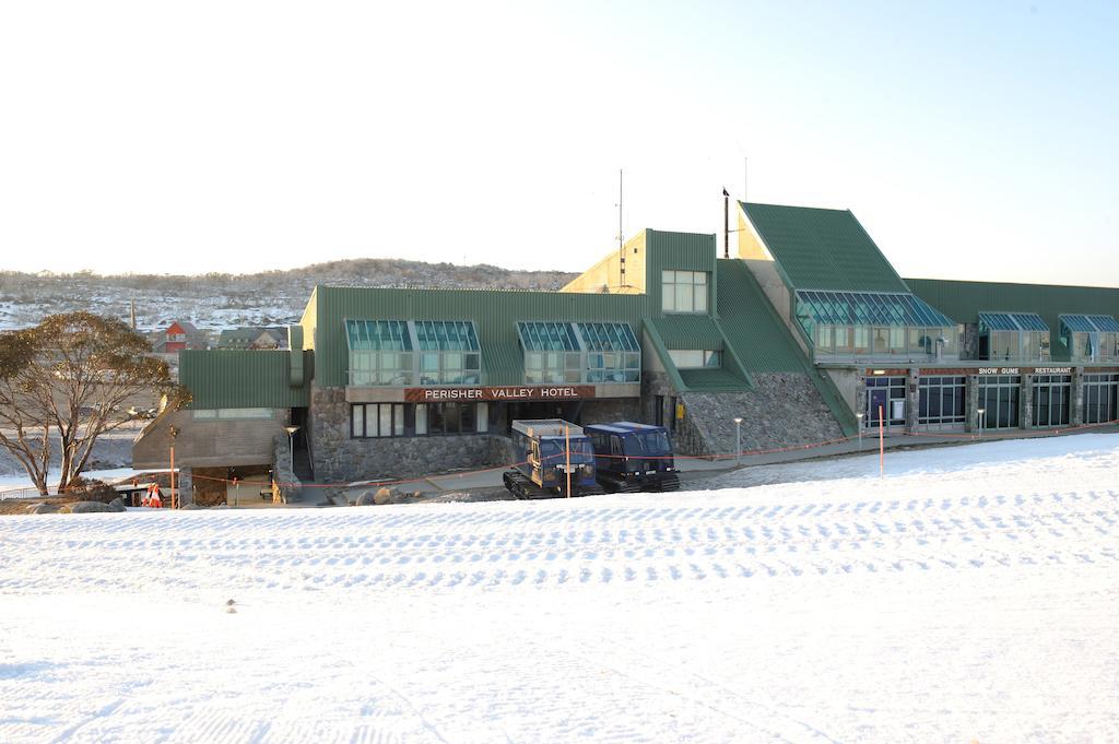 The Perisher Valley Hotel Exterior foto