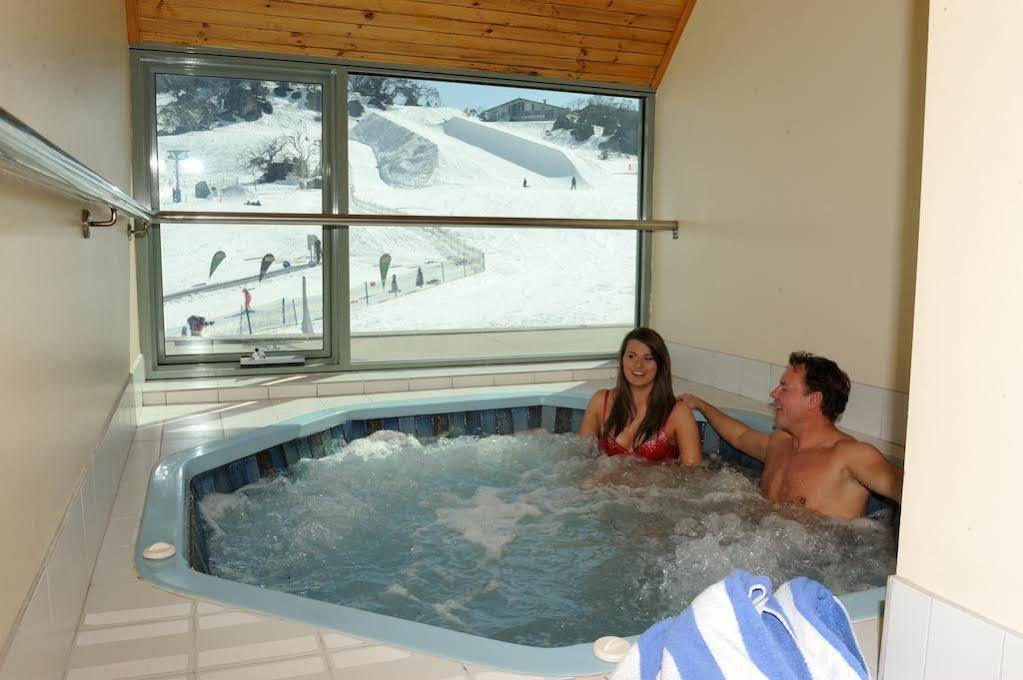 The Perisher Valley Hotel Exterior foto